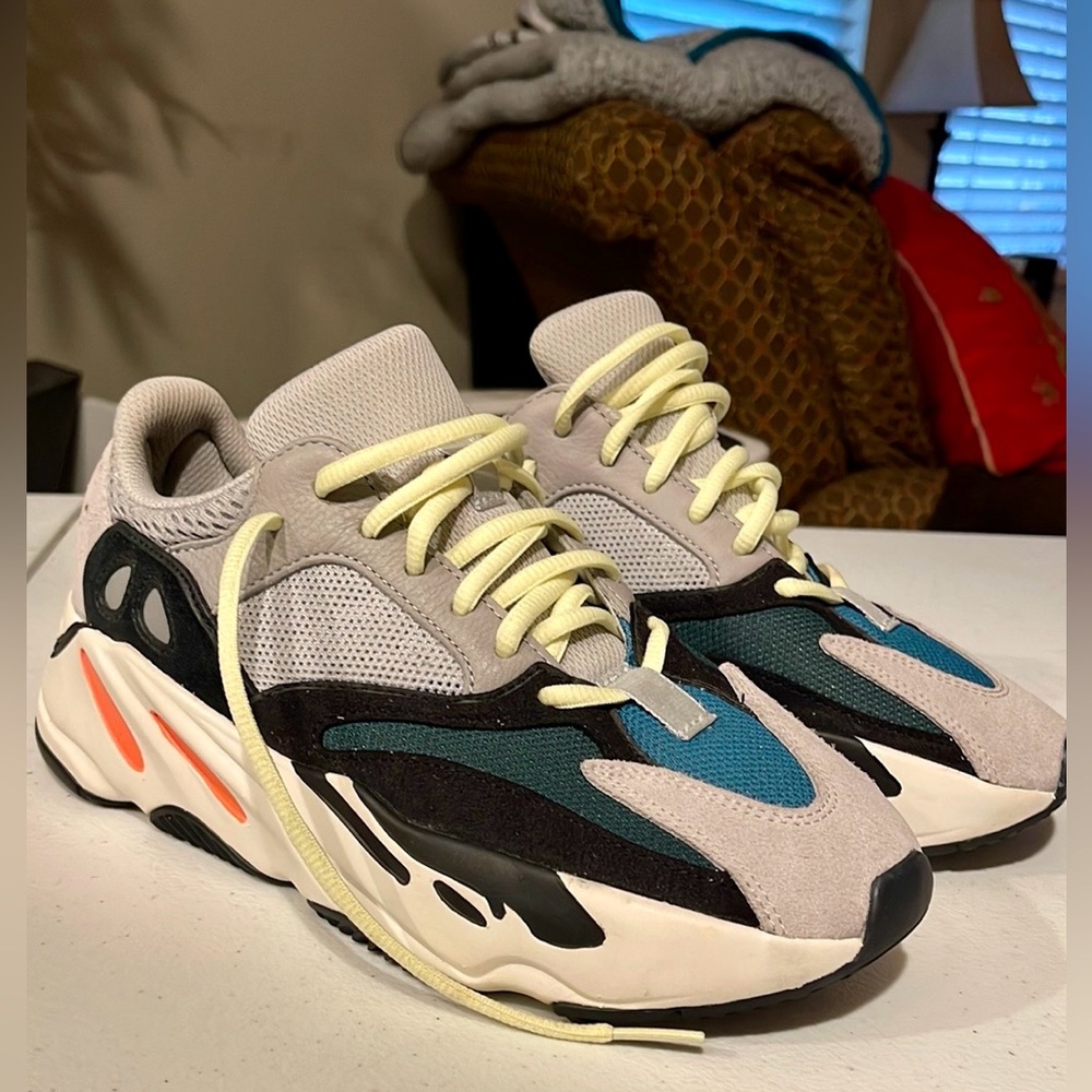 Yeezy Boost 700 Wave runner - Picture 3 of 11